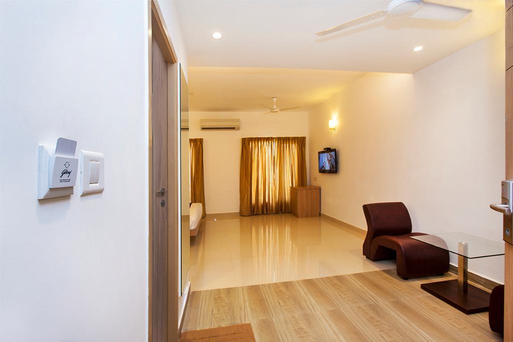 Pebbles Apartment Chennai Exterior photo