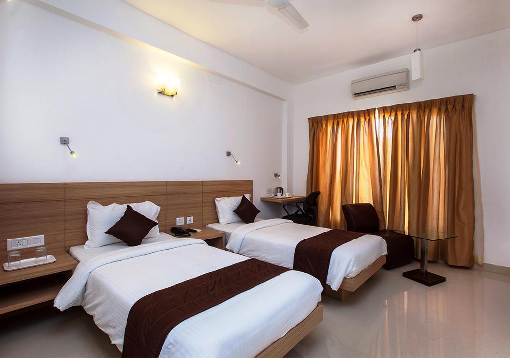 Pebbles Apartment Chennai Exterior photo