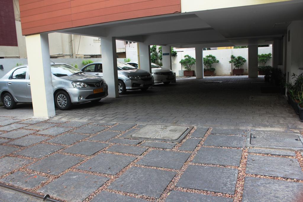 Pebbles Apartment Chennai Exterior photo