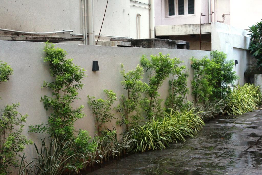 Pebbles Apartment Chennai Exterior photo